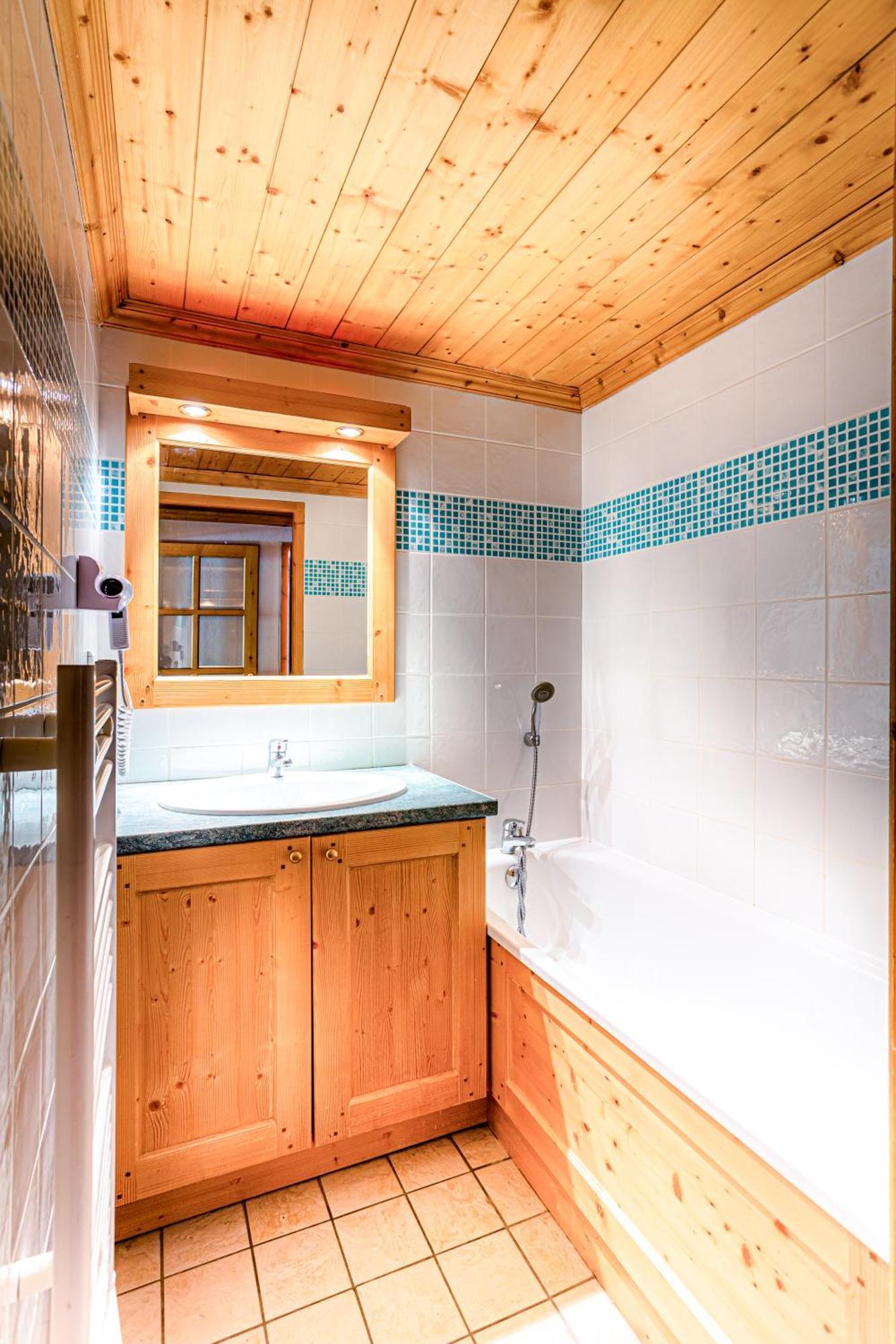 Residence Chalet De L'Adonis Сен-Мартен-де-Бельвиль Экстерьер фото