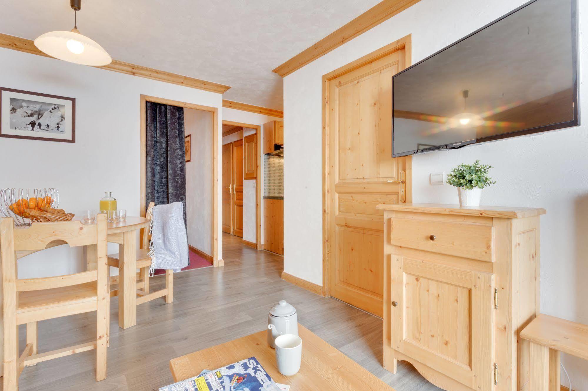 Residence Chalet De L'Adonis Сен-Мартен-де-Бельвиль Экстерьер фото